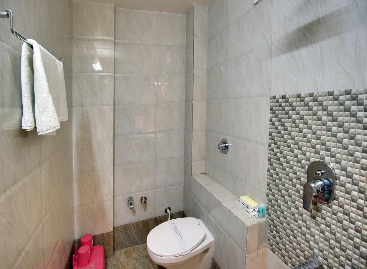 Daksh Hotel And Restaurant Talala Екстериор снимка