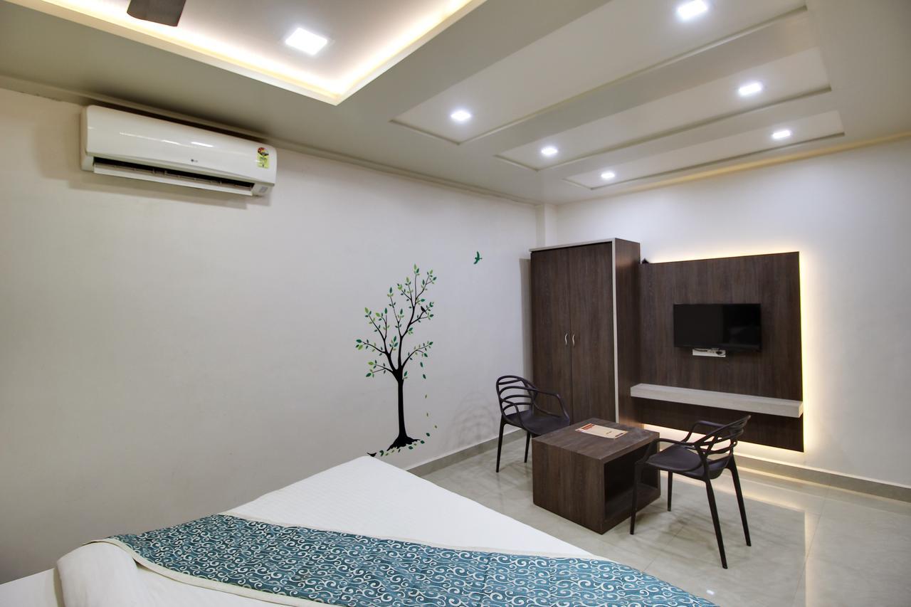Daksh Hotel And Restaurant Talala Екстериор снимка